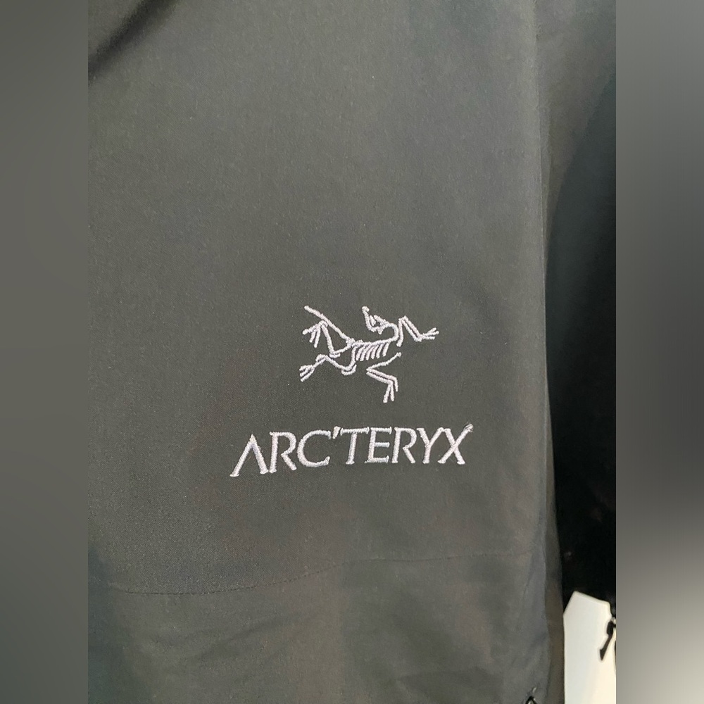 NWT Arc'teryx Men's Beta AR Jacket with Gore-Tex - Picture 3 of 15